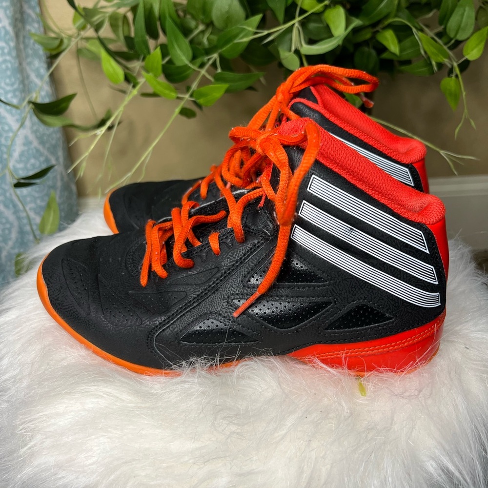ADIDAS Boys shoes in red, black, and white. basketball shoes . Size 3.5